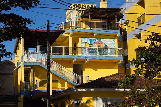 POUSADA SOBRE AS ONDAS