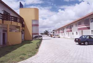 SINDICATO DOS EMPREGADOS NO COMÉRCIO DE CURITIBA (SINDICOM)