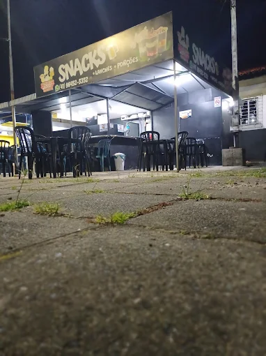 SNACKS 