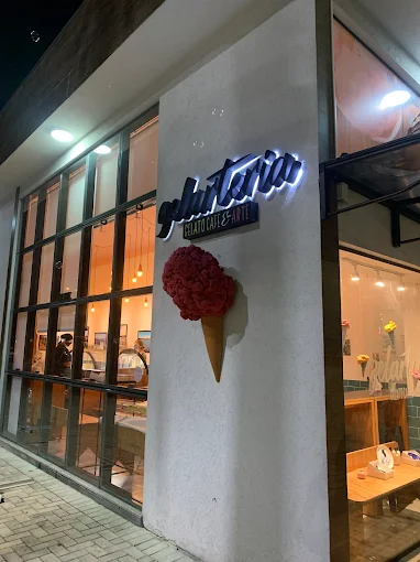 GELARTERIA GELATO CAFÉ & ARTE 