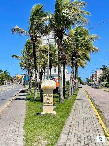 PRAÇA DA BÍBLIA 