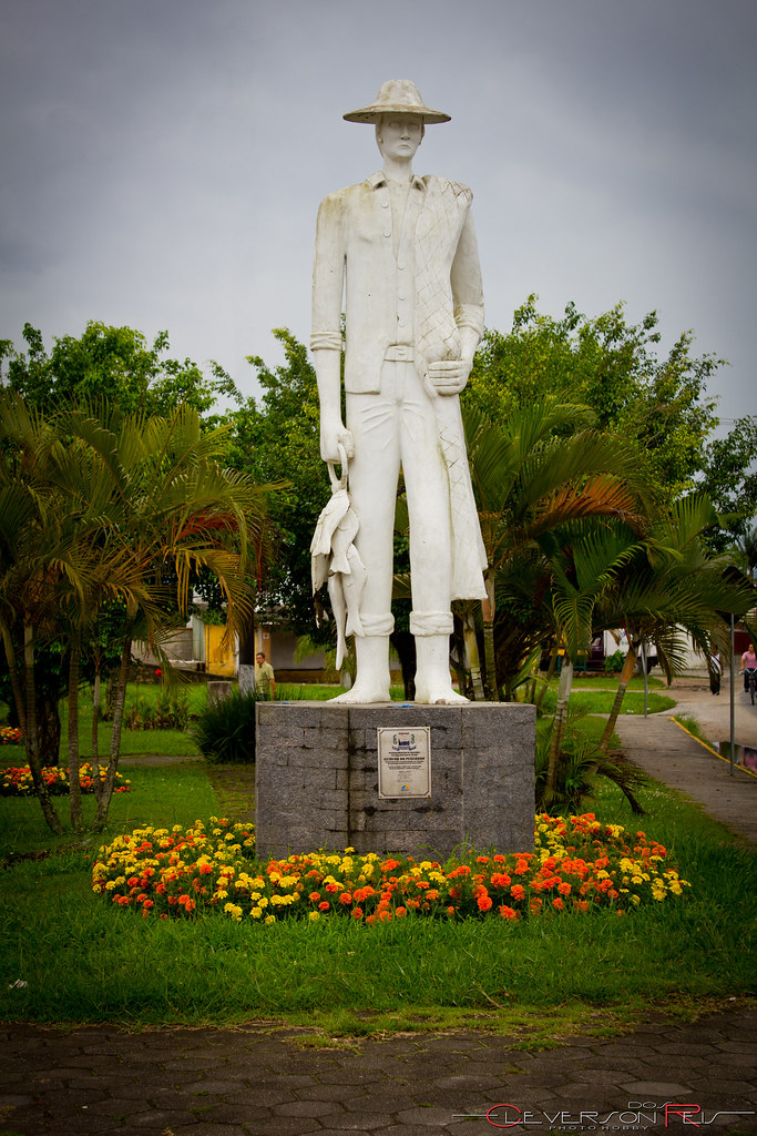 PRAÇA DO PESCADOR 