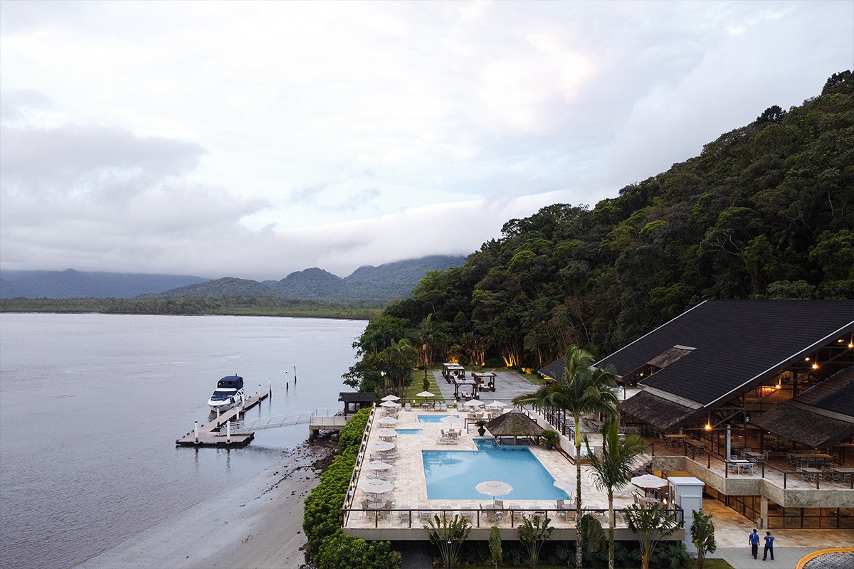 IATE CLUBE CAIOBÁ- SEDE PONTA DO MORRO