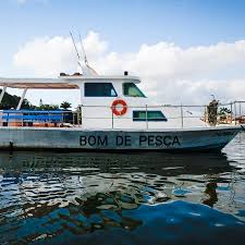 BARCO BOM DE PESCA 